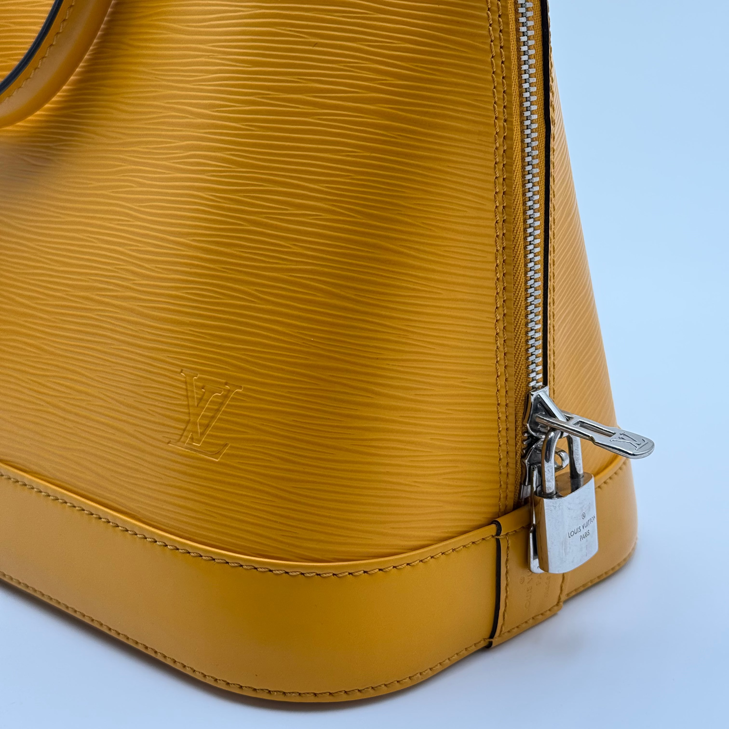 Louis Vuitton Yellow Epi Leather Alma MM