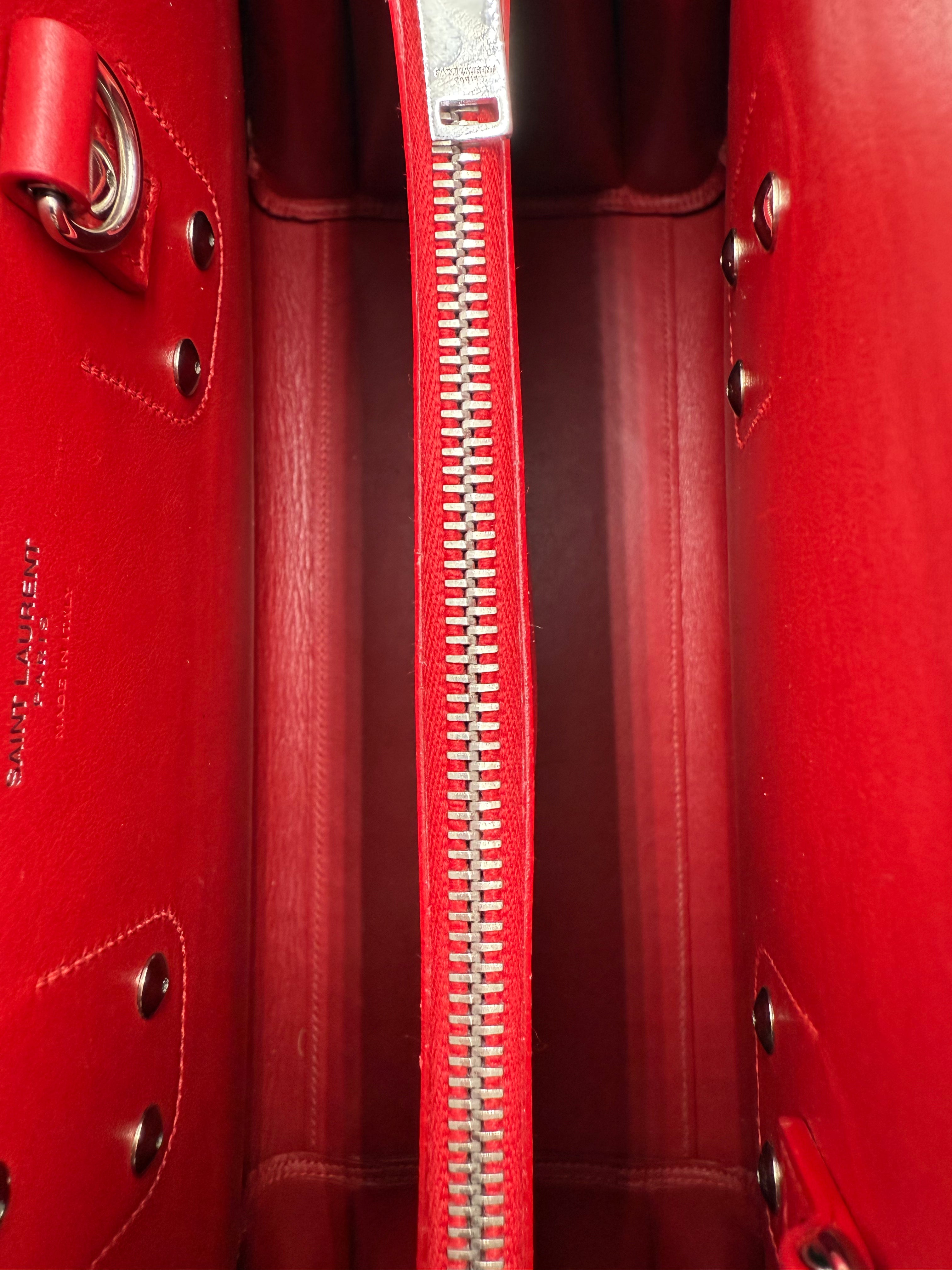 Saint Laurent Red Crocodile Embossed Leather Sac De Jour Small