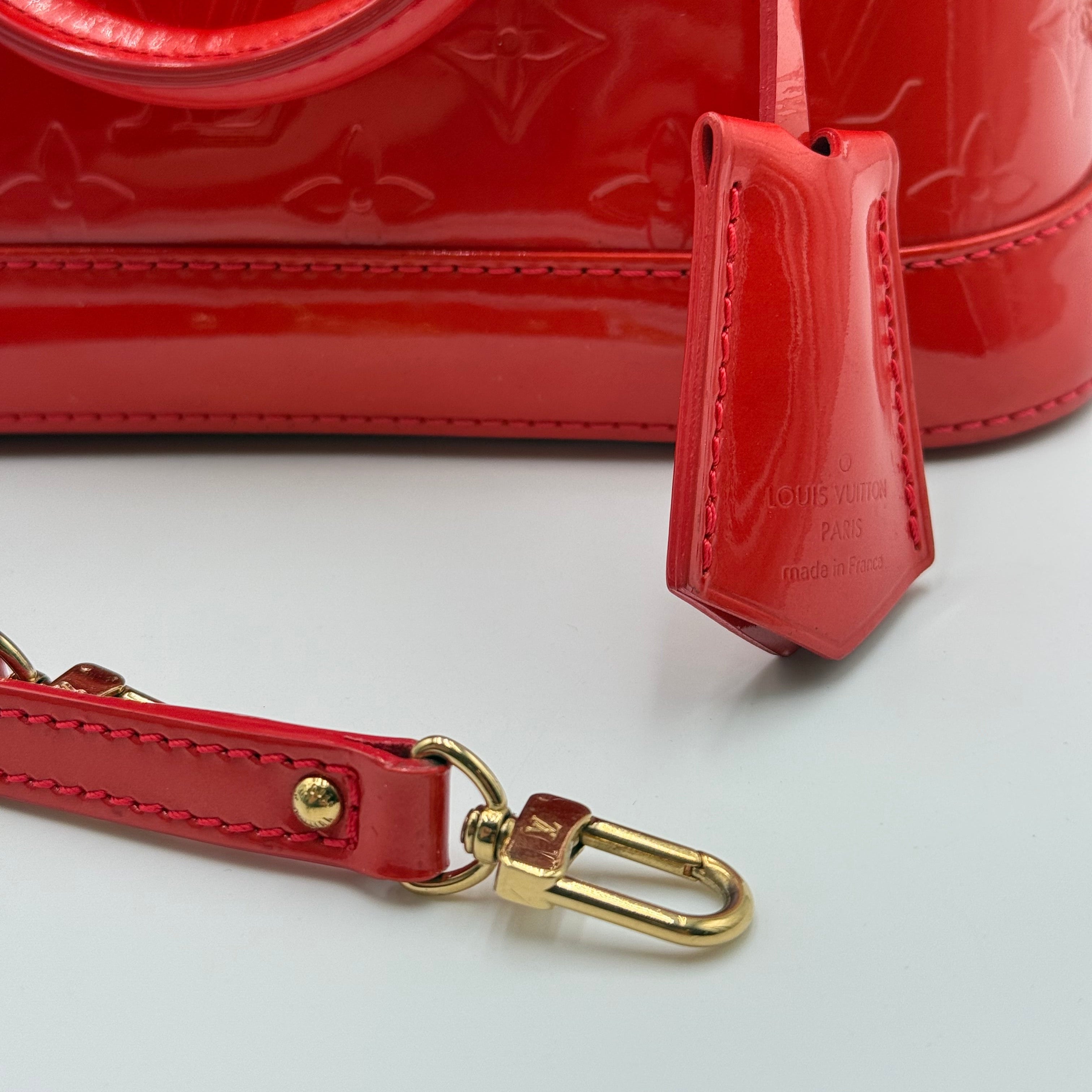 Louis Vuitton ALMA BB ROUGE