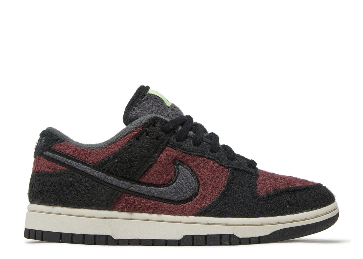 Nike Dunk Low Fleece Burgundy
