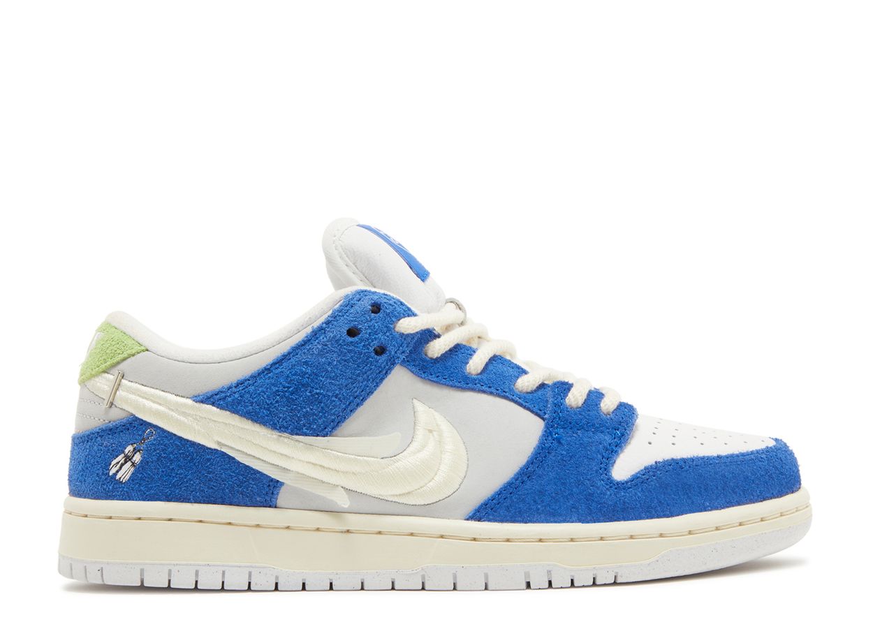 SB Dunk Low Fly Streetwear Gardenia