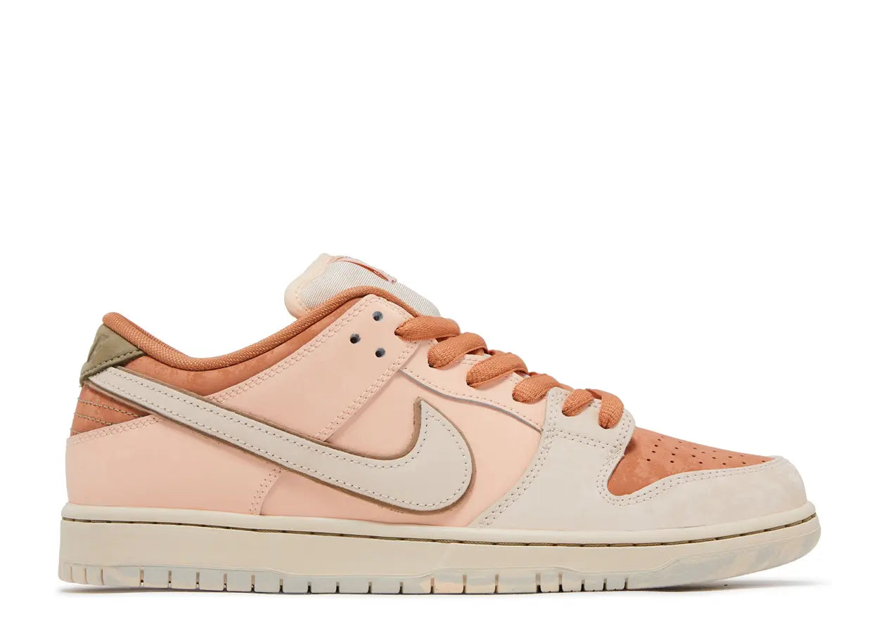 SB Dunk Low Trocadéro Gardens