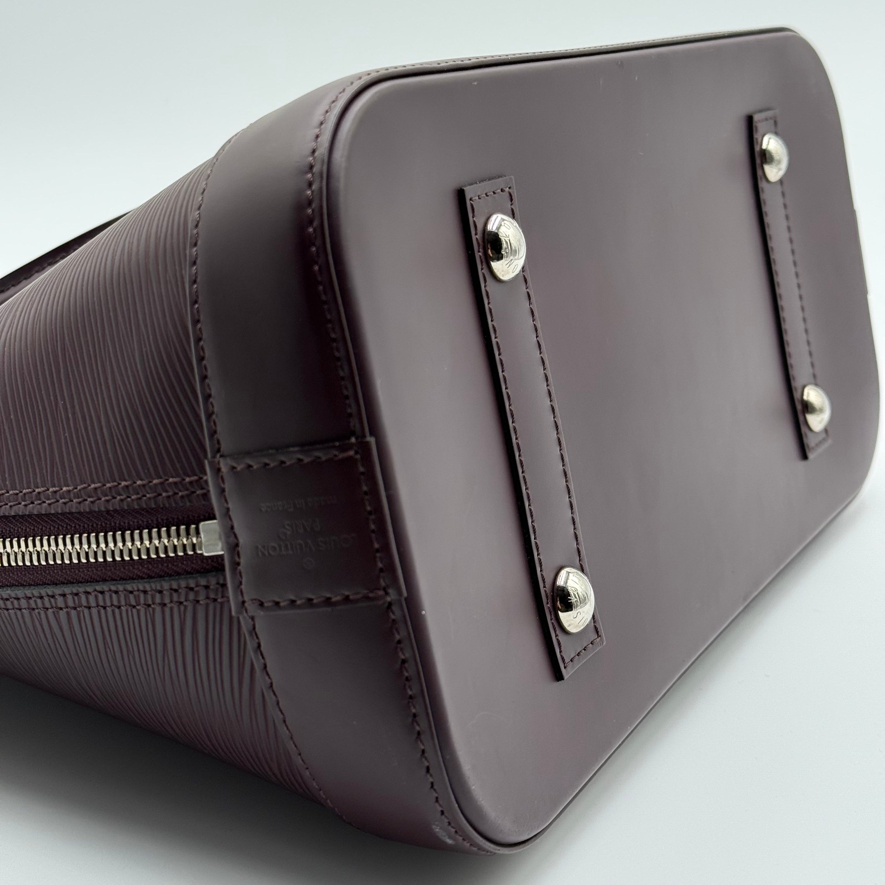 Louis Vuitton Quetsche Epi Leather Alma MM